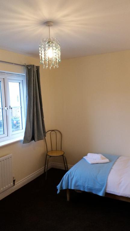 Livingston Ideal Commuter House エクステリア 写真