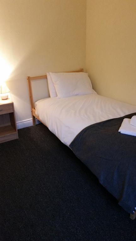 Livingston Ideal Commuter House エクステリア 写真
