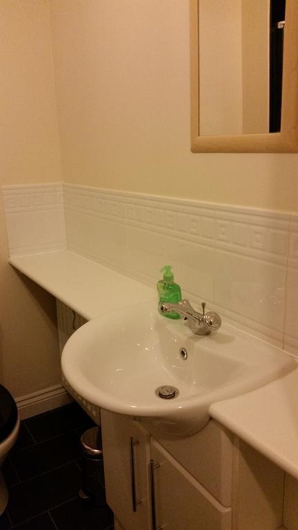 Livingston Ideal Commuter House エクステリア 写真