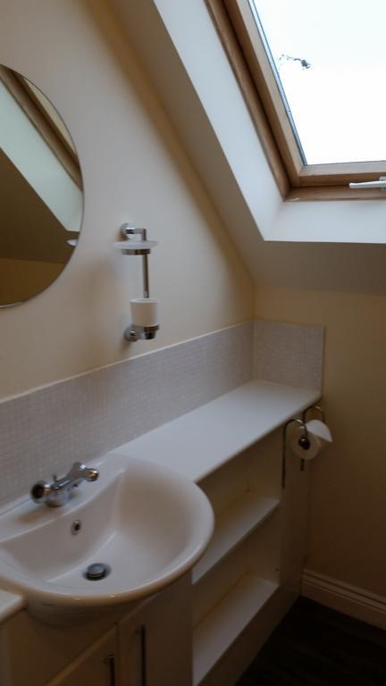 Livingston Ideal Commuter House エクステリア 写真